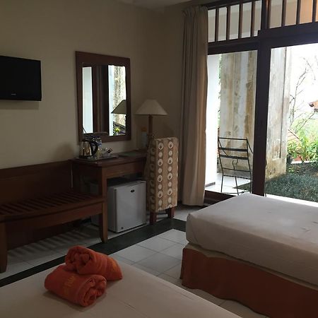 Hotel Tidar Malang Bagian luar foto