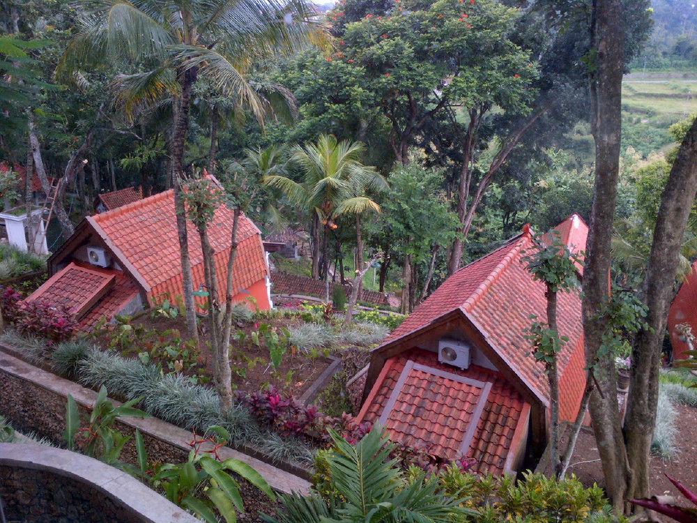 Hotel Tidar Malang Bagian luar foto