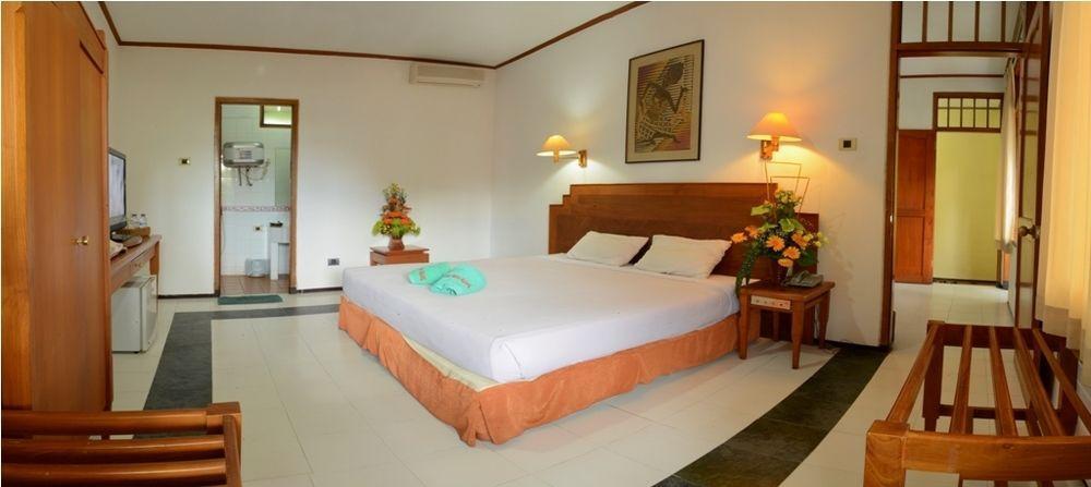 Hotel Tidar Malang Bagian luar foto