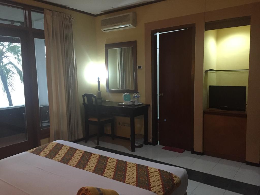Hotel Tidar Malang Bagian luar foto